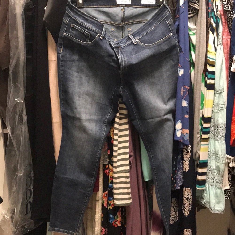 Jessica Simpson 16W Kiss Me Super Skinny Jeans